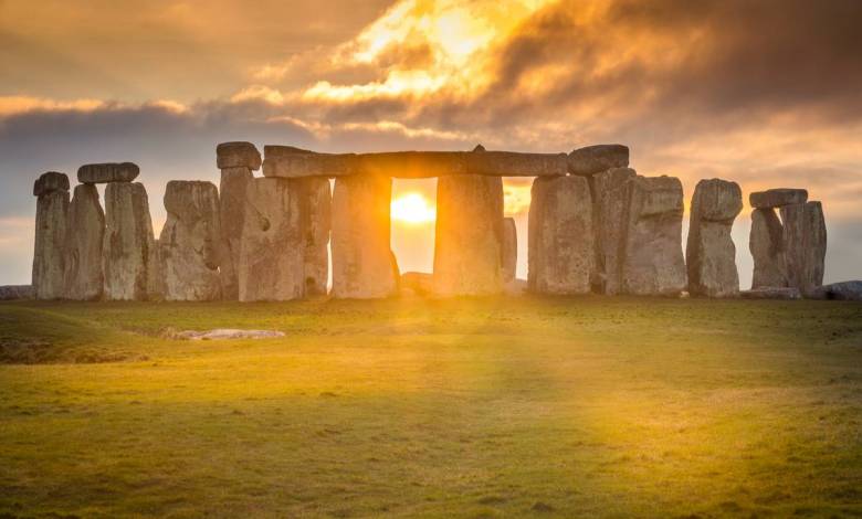 Stonehenge merlin 002 780x470